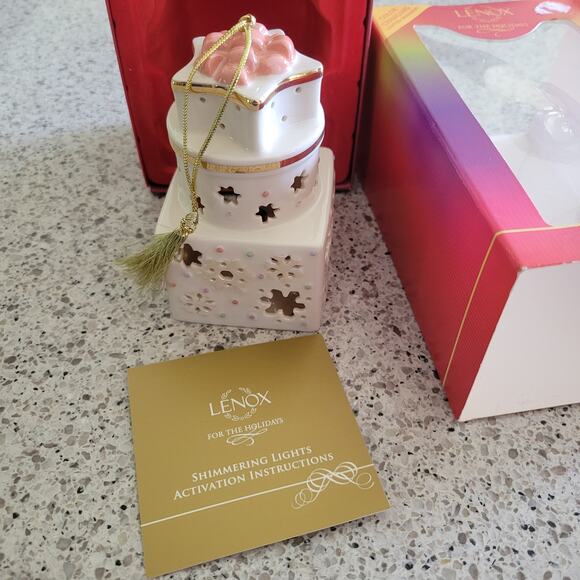 Lenox Shimmering Lights 2021 Gift Ornament Color Changing Light Up✨️NIB✨️NOS - Picture 6 of 10